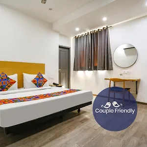 *** Отель Fabhotel Vat - Meera Bagh Индия